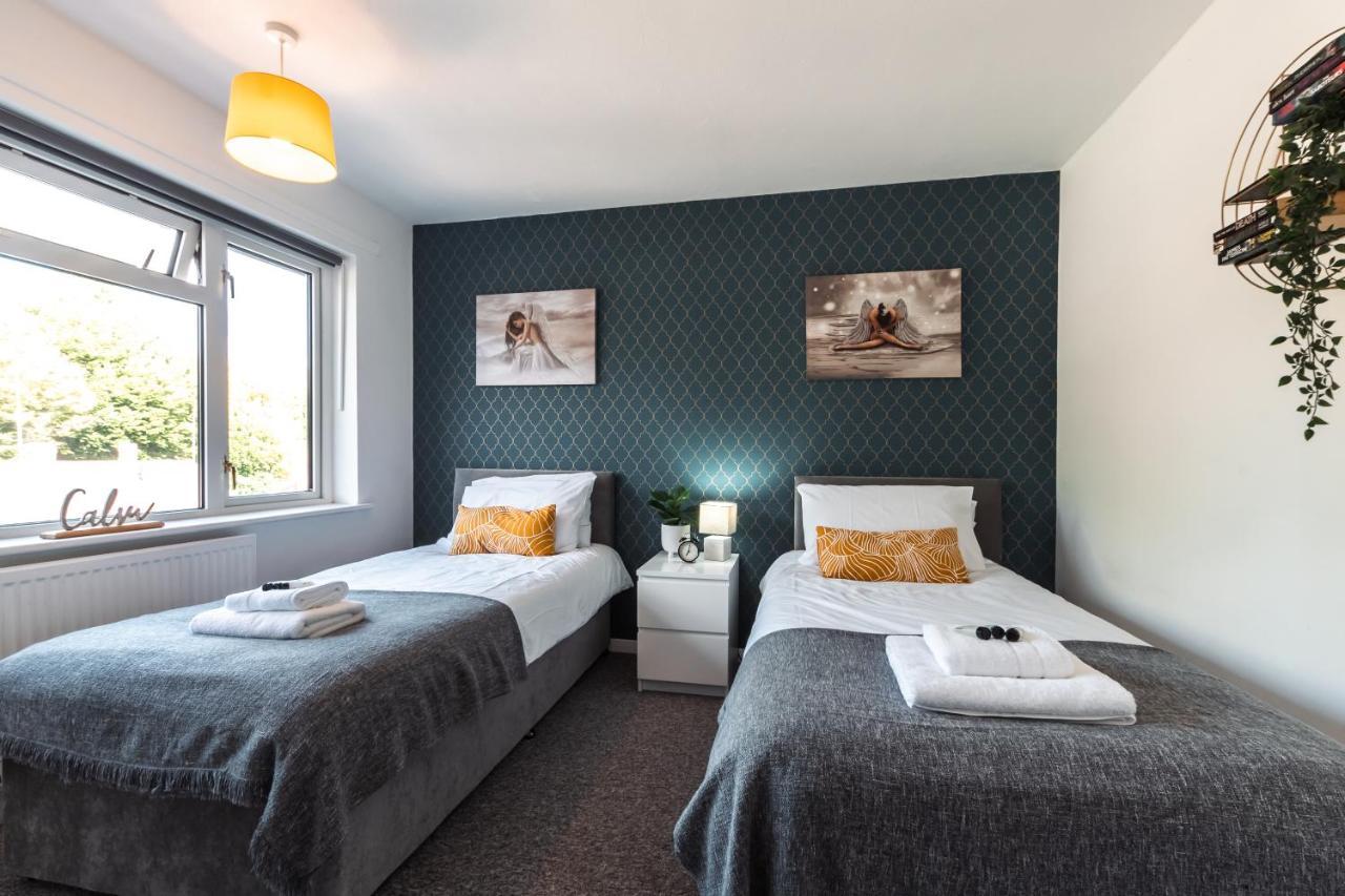 3 Bedrooms House Ideal For Long Stays! Southampton Bagian luar foto