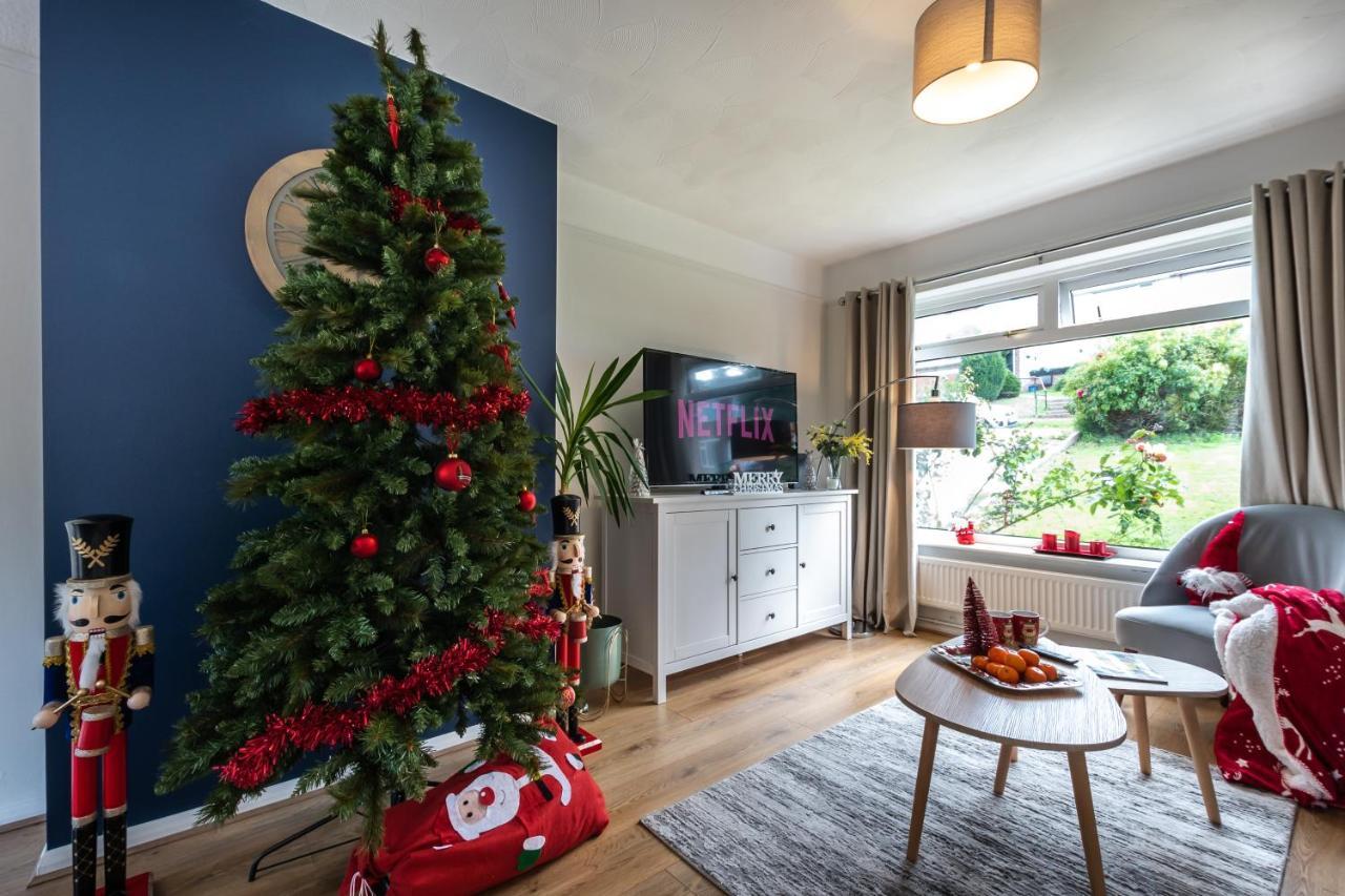 3 Bedrooms House Ideal For Long Stays! Southampton Bagian luar foto