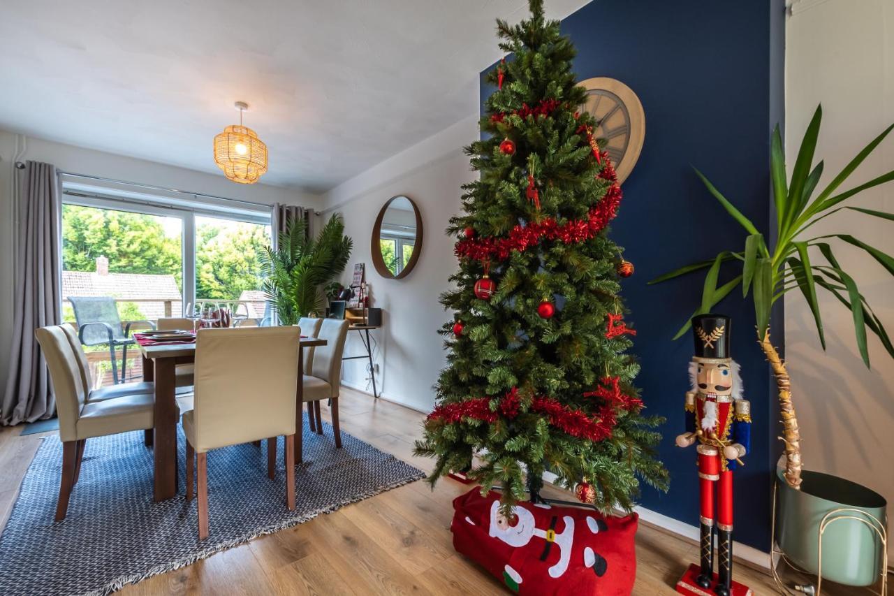 3 Bedrooms House Ideal For Long Stays! Southampton Bagian luar foto