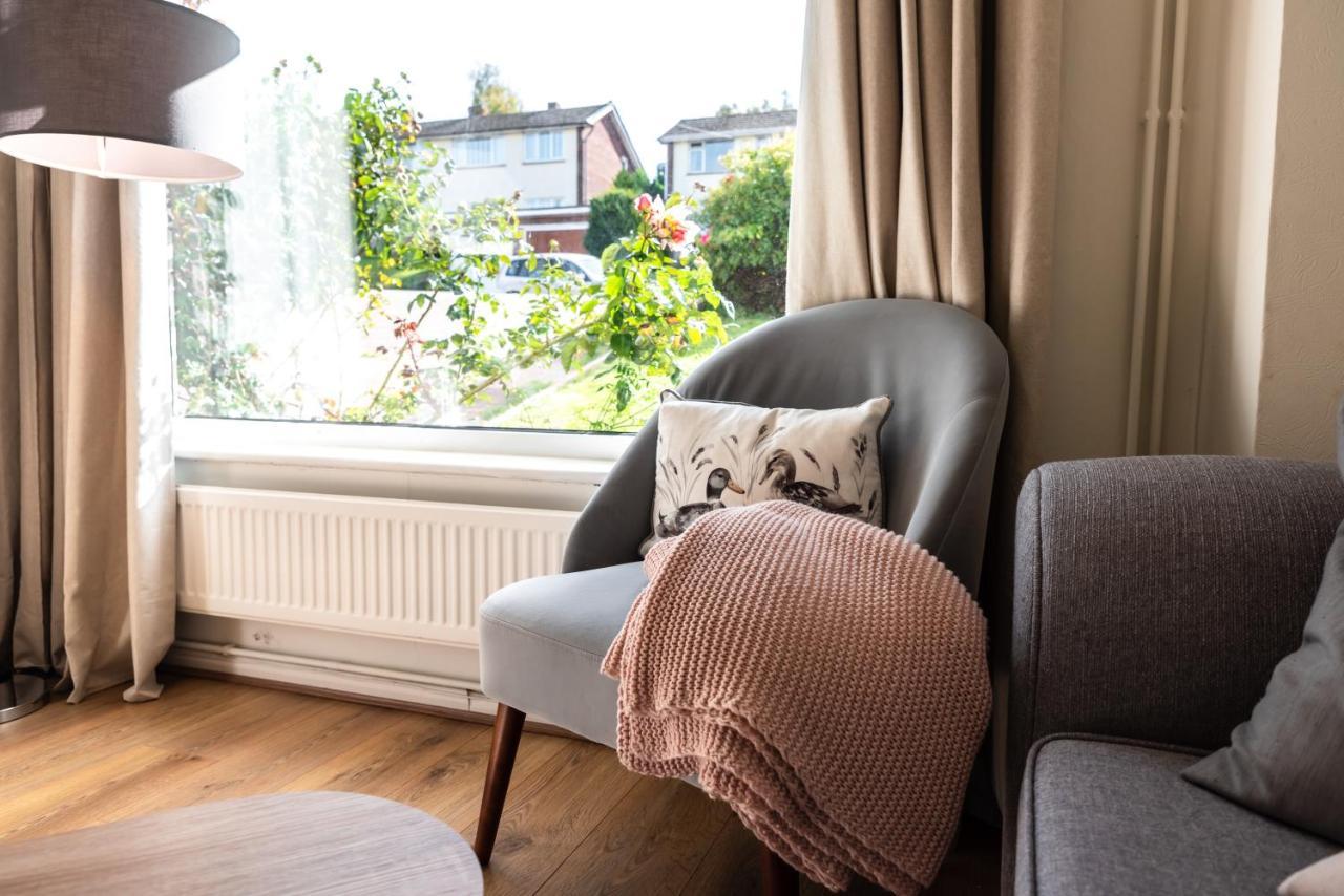 3 Bedrooms House Ideal For Long Stays! Southampton Bagian luar foto
