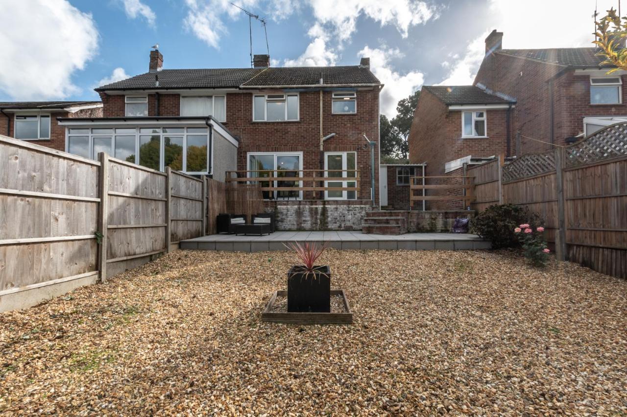 3 Bedrooms House Ideal For Long Stays! Southampton Bagian luar foto